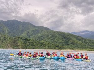 宜蘭東澳烏岩角獨木舟